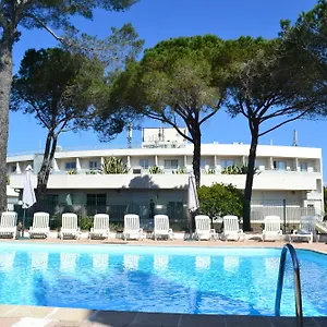 Comfort La Tour De Mare **** Fréjus